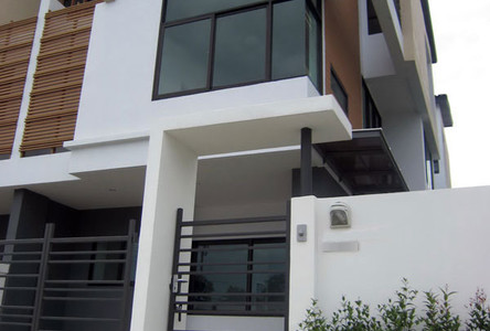 For Rent 5 Beds Office in Bang Bua Thong, Nonthaburi, Thailand