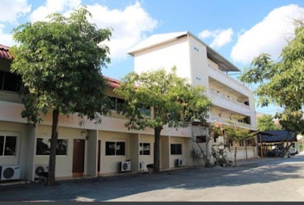 For Sale Hotel 2,000 sqm in Mueang Lop Buri, Lopburi, Thailand