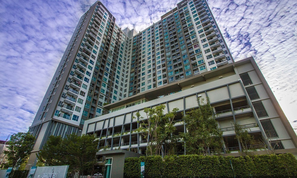 Квартира в Бангкоке. Бангкок жилье. Бангкок апартаменты бетон. Кондоминиумы в Бангкоке 7- 8 этажей фото.